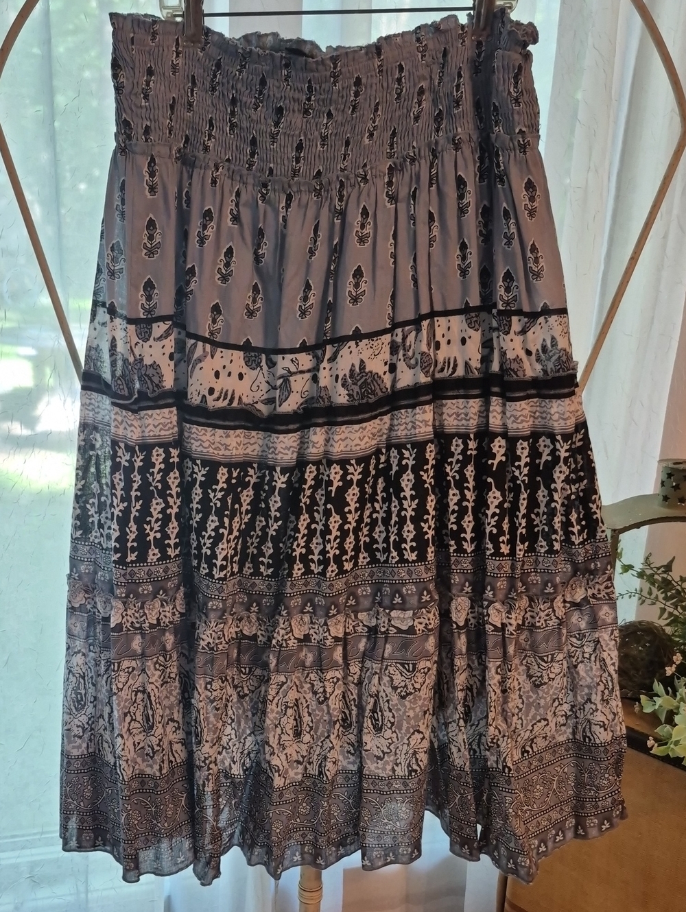 Smocked Waist Black & Gray Printed Circle Skirt